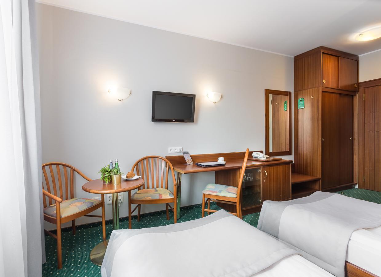 Hotel T&T Poznań Exterior foto